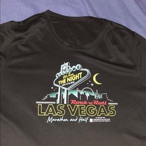 Men’s Brooks running shirt Las Vegas marathon